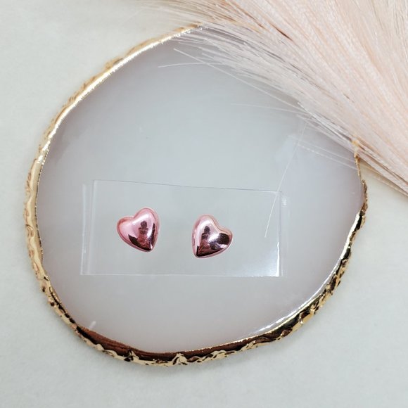 🤑 BUNDLE TO SAVE 🤑 Hot Topic Pink Metallic Heart Stud Earrings - Picture 1 of 6